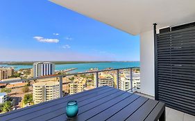 Darwin City Harbour Views-Situated Above The Oak Restaurant Coastalcoastretreats